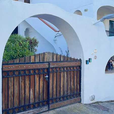 Nini * Ischia